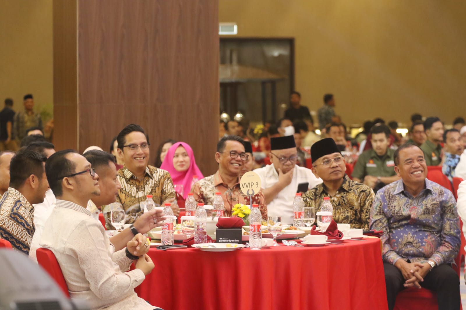 Perkuat Sinergi, Wali Kota dan Wakil Wali Kota Medan Hadiri Halal bi Halal Keluarga Besar Yayasan Gerakan Sumatera Utara Bergiat dan IKA MSP FISIP USU